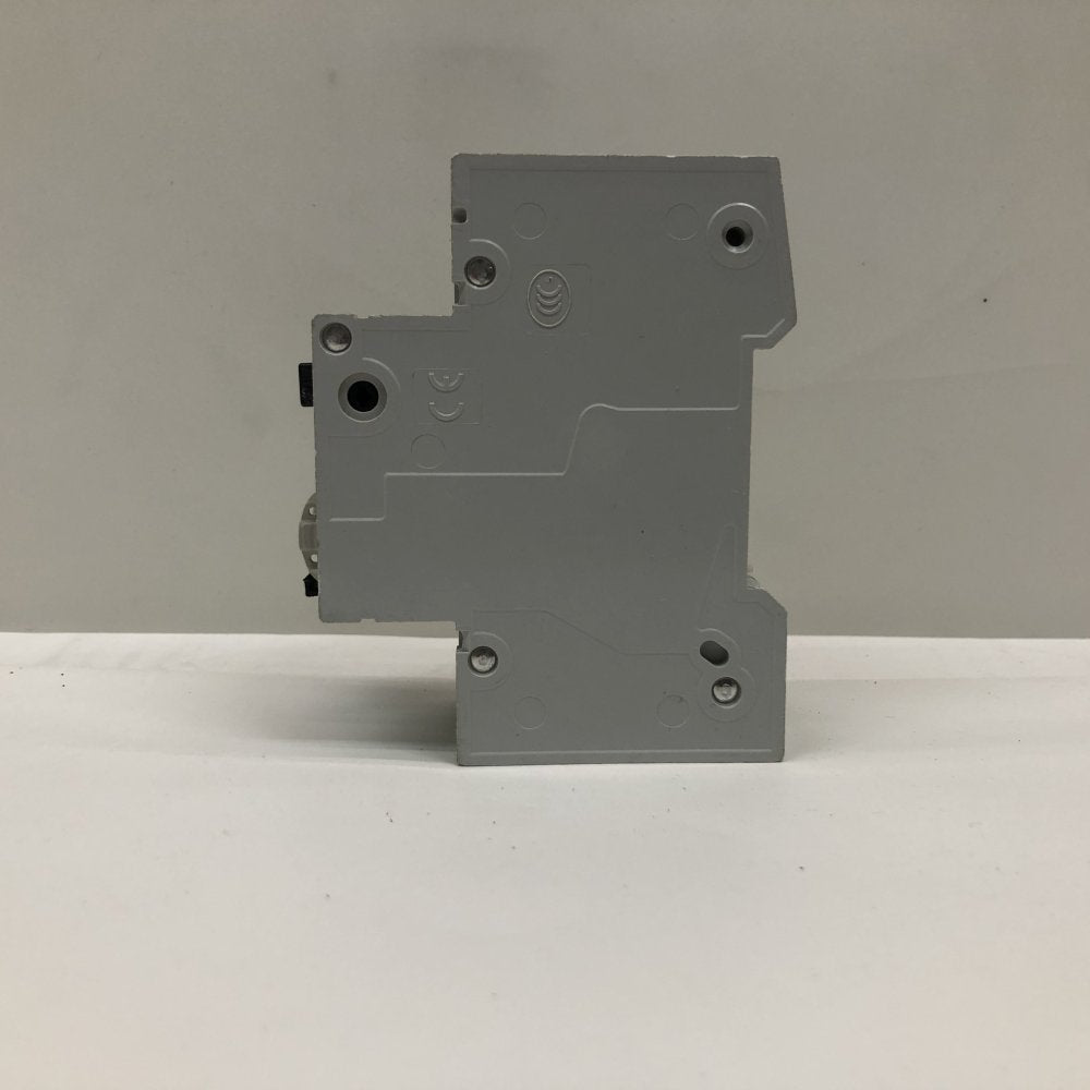 Siemens RCBO 5SU1 354-1KK10 230V 10A 30mA DIN Rail Compact Germany