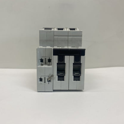 Siemens 5SY62 5ST3030 3P 32A 110-415V Shunt Trip MCB Circuit Breaker