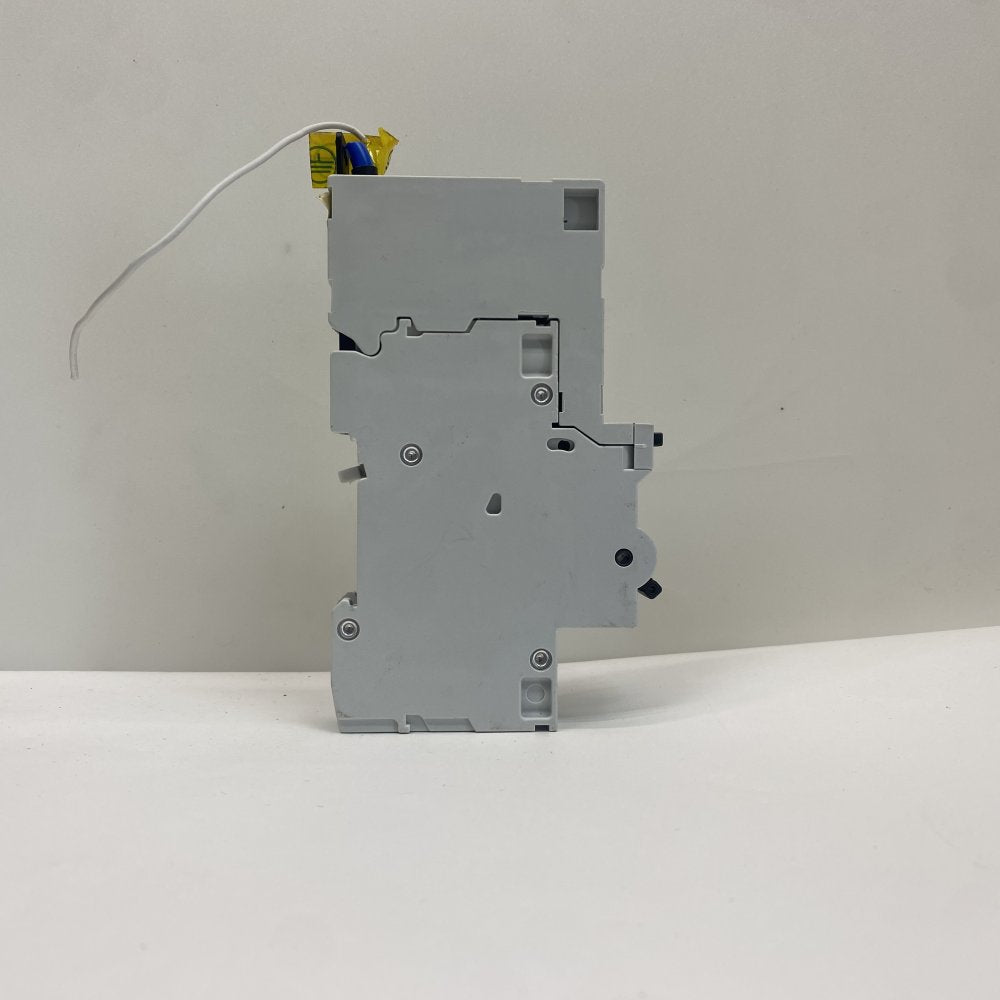 Eaton MCH116 16A 30mA 230V RCBO Circuit Breaker DIN Rail Germany