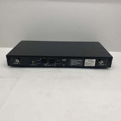 WAudio TPT-202 Dual UHF Wireless Mic System 100m Dynamic Black