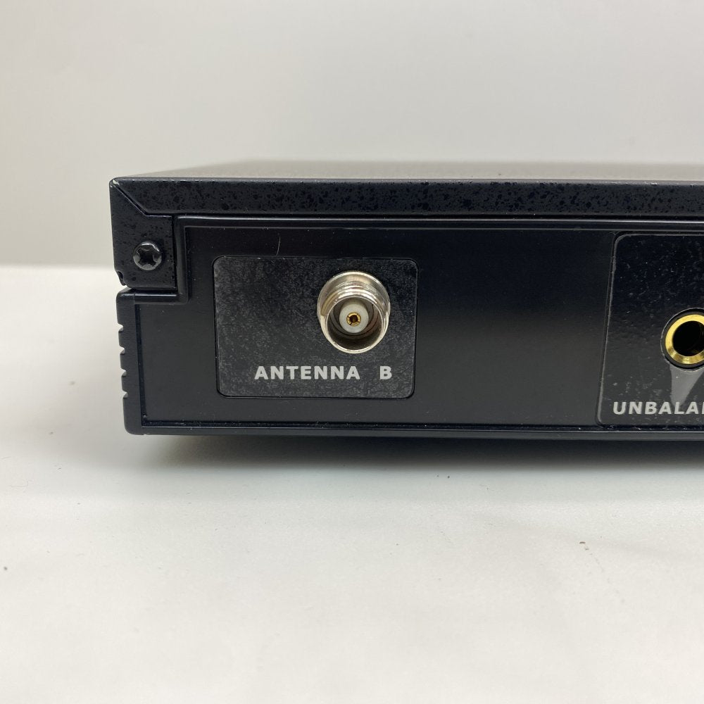 WAudio TPT-202 Dual UHF Wireless Mic System 100m Dynamic Black