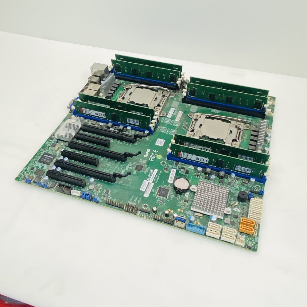 Supermicro X10DRi-T Dual Xeon E5-2640 v4 32GB DDR4 E-ATX Server Board