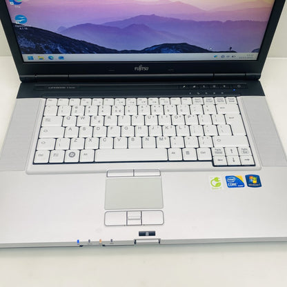 Fujitsu Lifebook E780 Intel i5 2.40GHz 4GB RAM 160GB HDD 15.6" Display