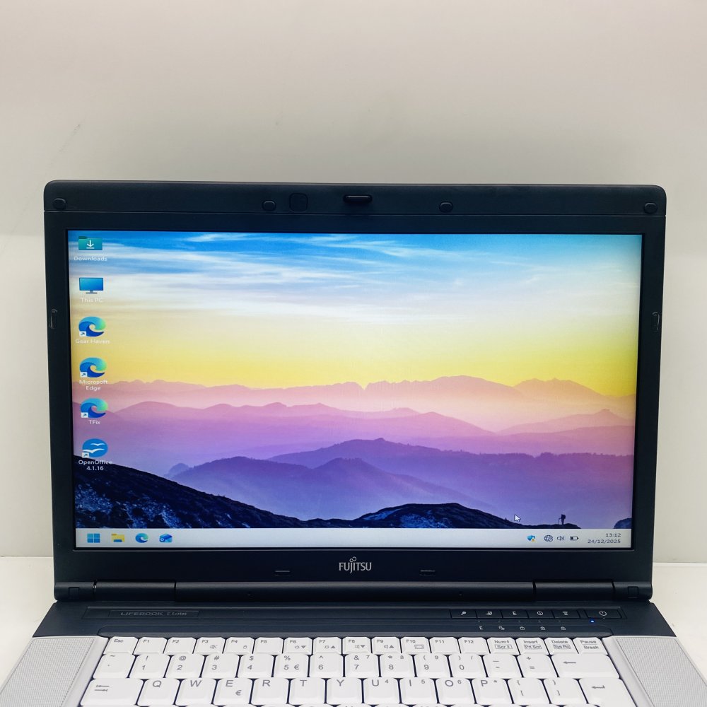 Fujitsu Lifebook E780 Intel i5 2.40GHz 4GB RAM 160GB HDD 15.6" Display (Grade B)