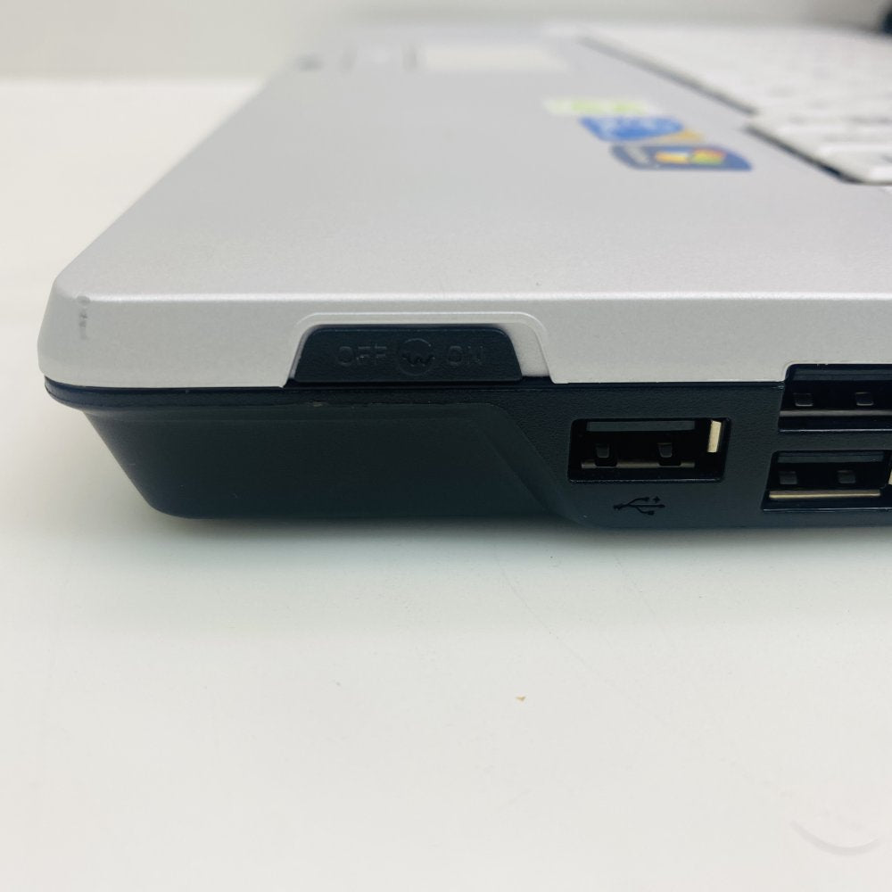 Fujitsu Lifebook E780 Intel i5 2.40GHz 4GB RAM 160GB HDD 15.6" Display