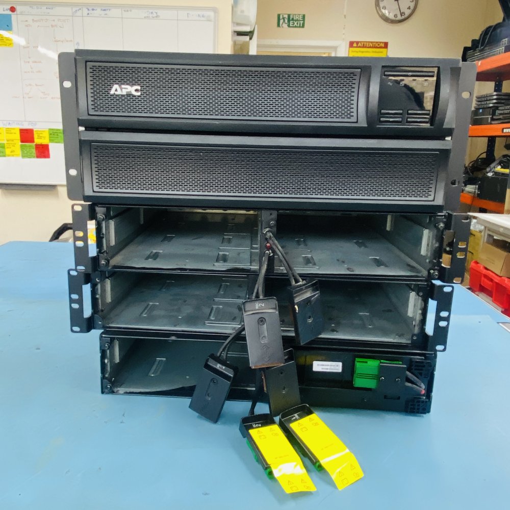Joblot 4x APC Smart-UPS Units | 2x SRT96RMBP, 1x SRT72RMBP, 1x SMX3000HV