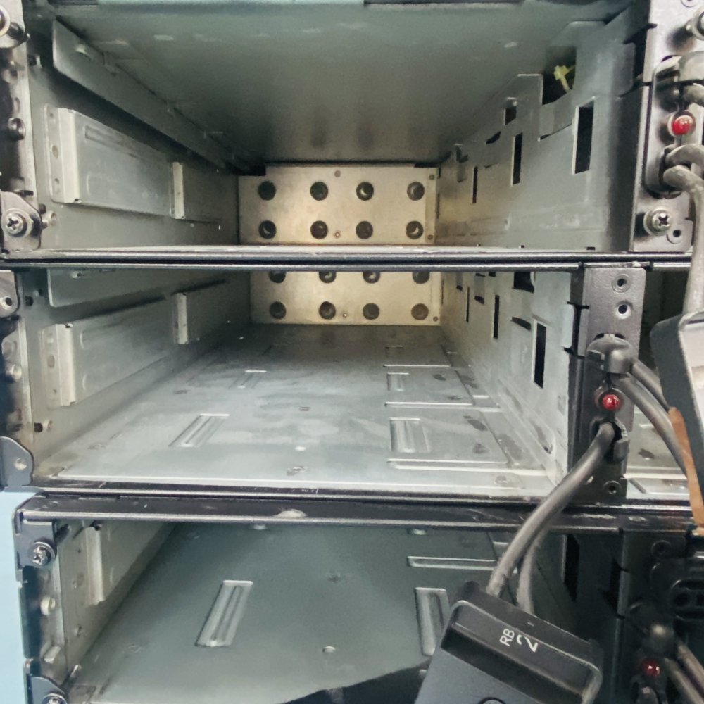 Joblot 4x APC Smart-UPS Units | 2x SRT96RMBP, 1x SRT72RMBP, 1x SMX3000HV