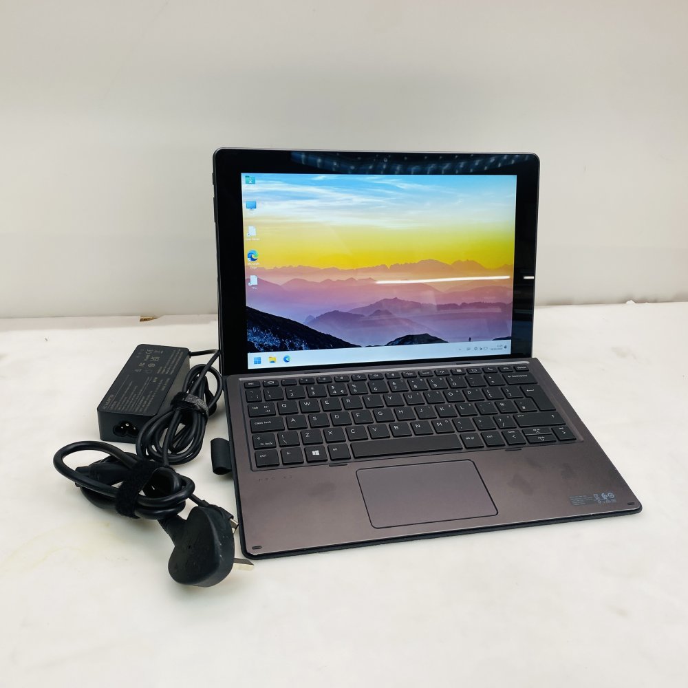 HP Pro x2 612 G2 i5-7Y57 8GB RAM 512 NVME (Grade D)