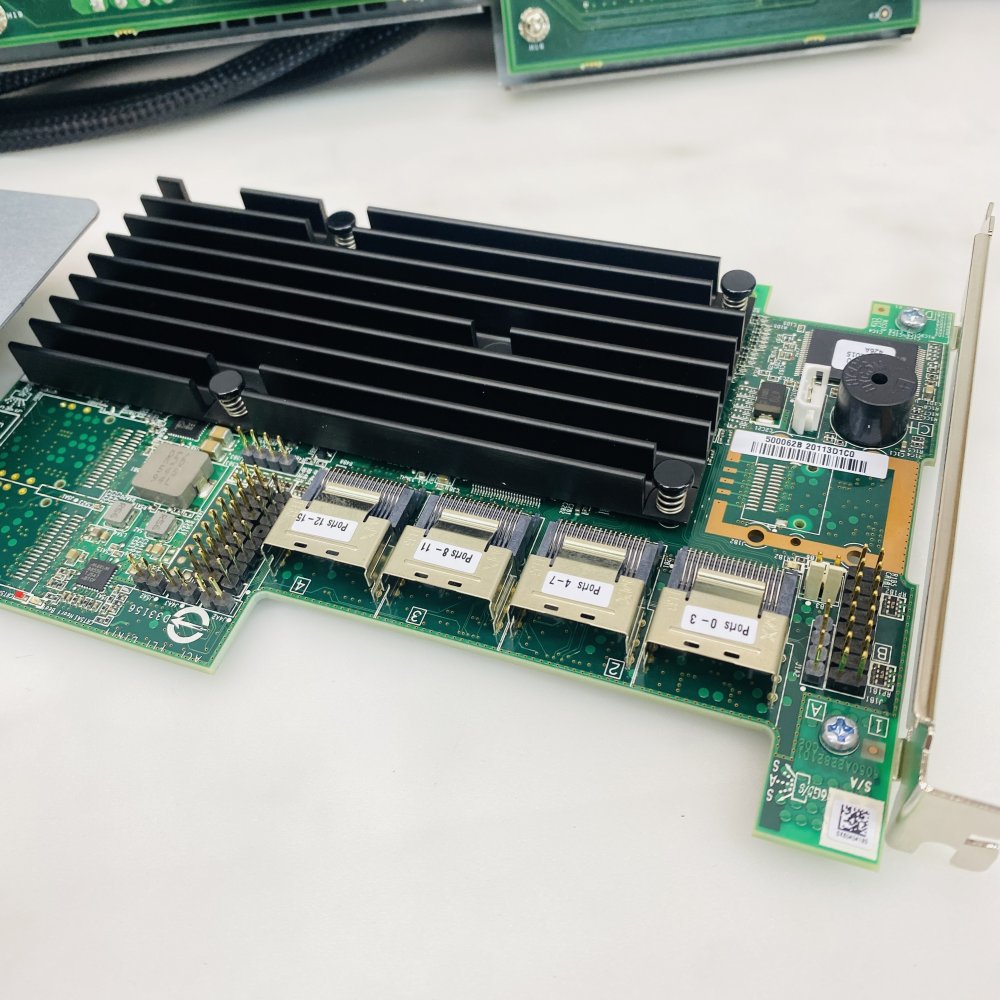 BP-34101 V1.0 SAS Backplane with RAID Controller & MiniSAS Cables Grade-A