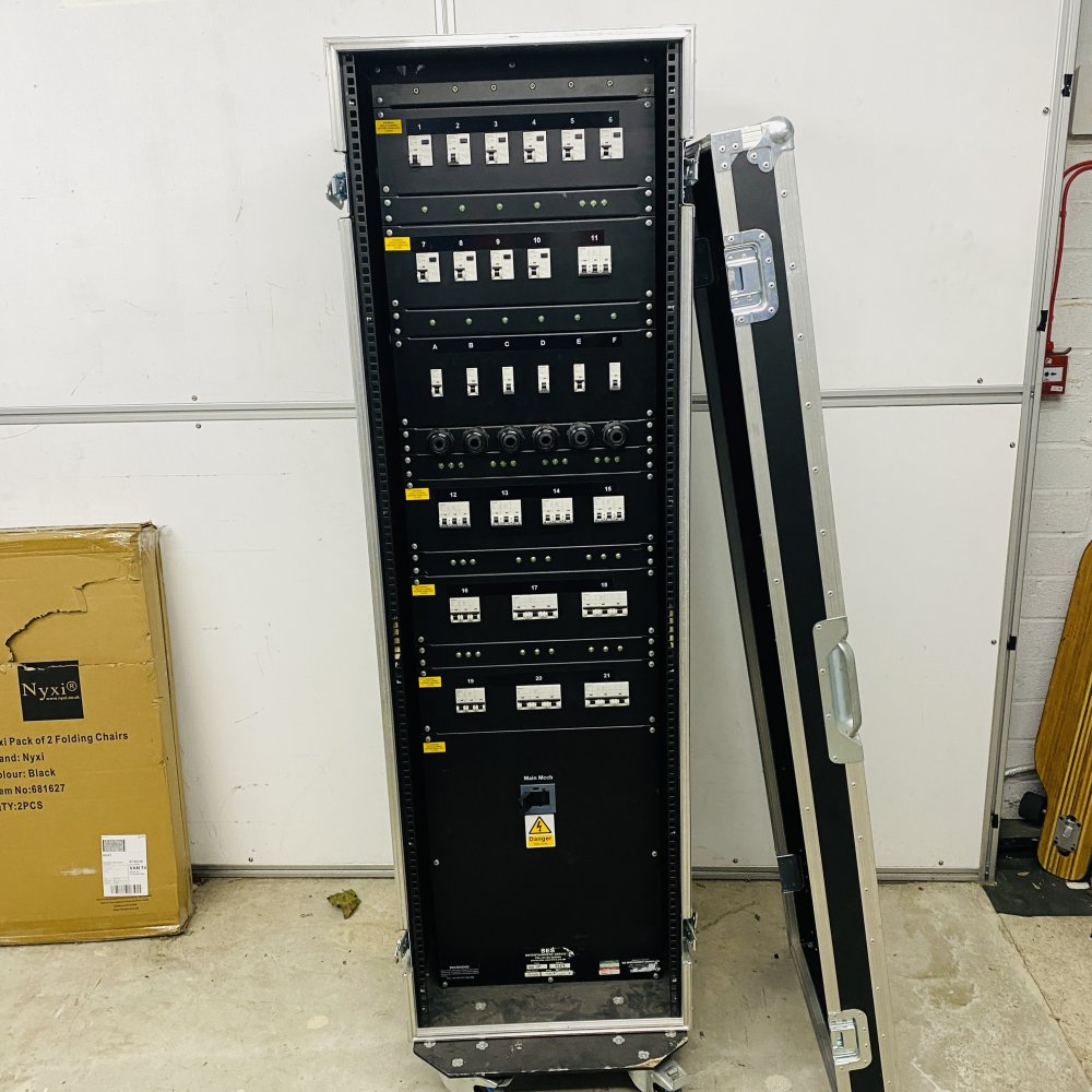 Socomec DIRIS A10 Power Distribution PDU 400V 400A Flight Case Used