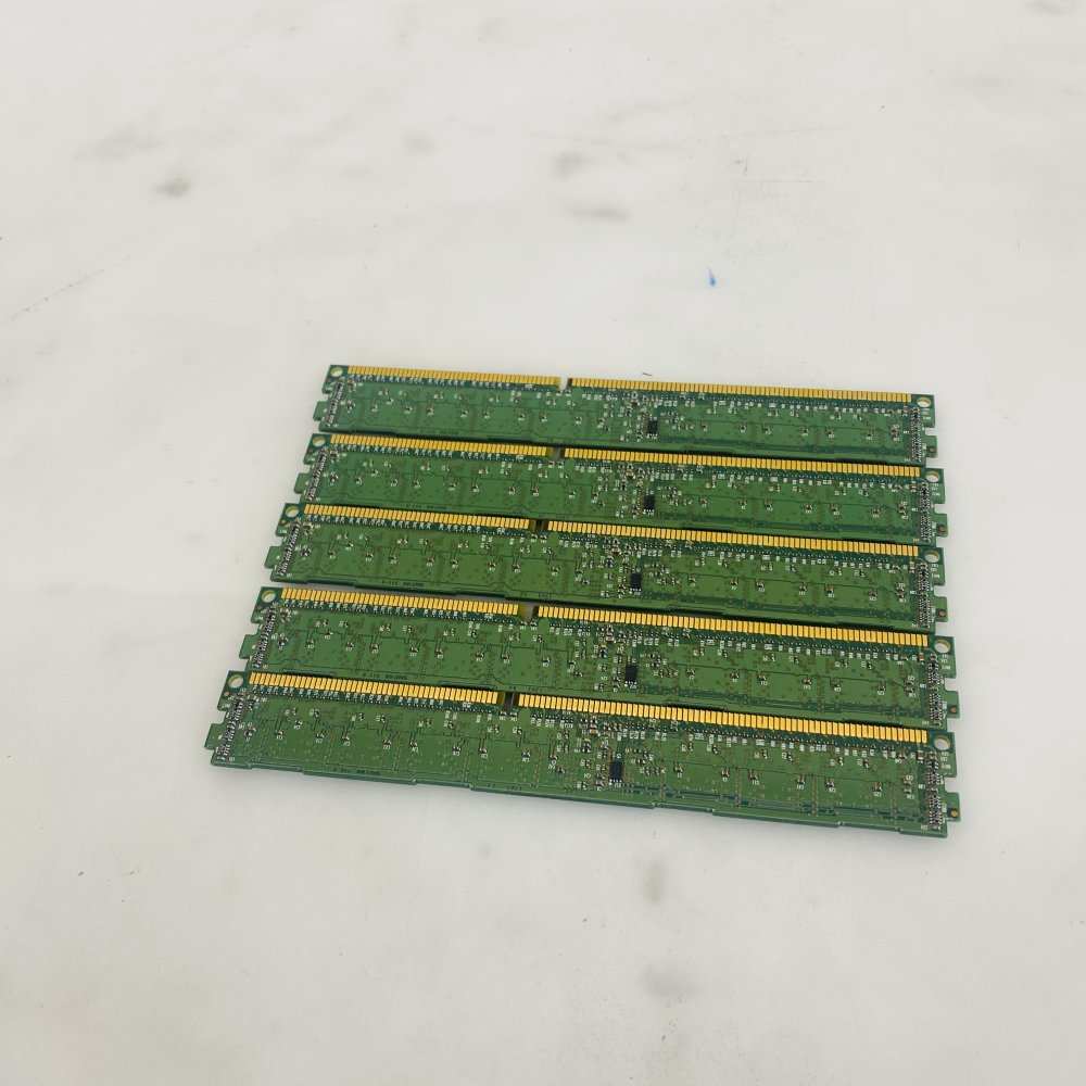 HGST 2GB PC3-12800R DDR3 Server RAM CKP72Z8Y256M8M-B12NTU x5 Grade A