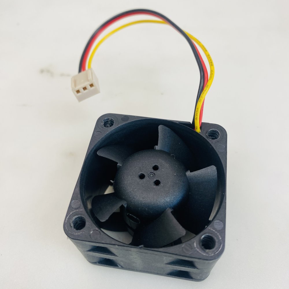 SUNON MagLev GM1204PQB1-8A DC12V 2.6W 40mm Fan 3-Pin 17x Grade A