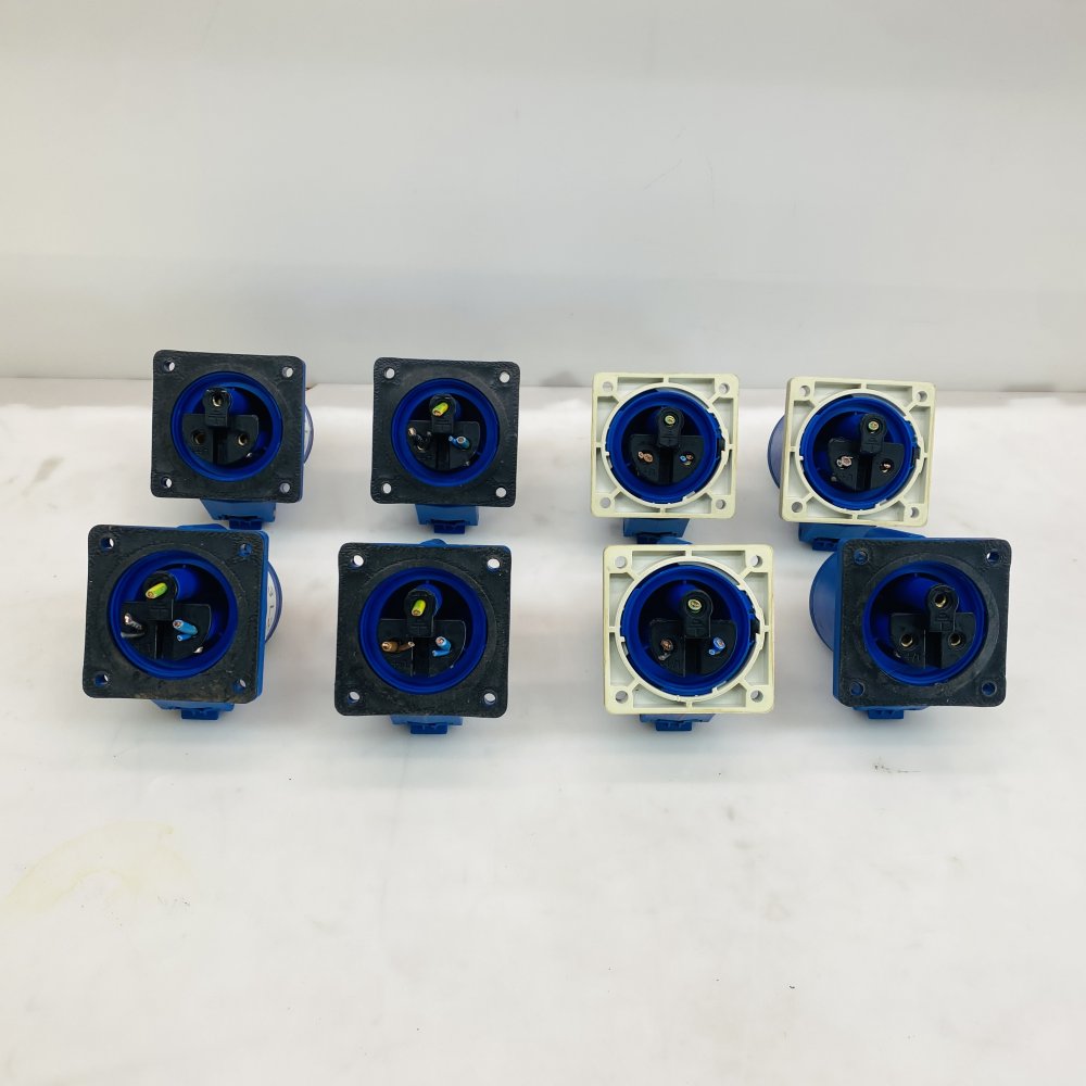 Job Lot PCE Industrial 32A POWERLOCK 400A 1000VAC NPDFT2BKLT6