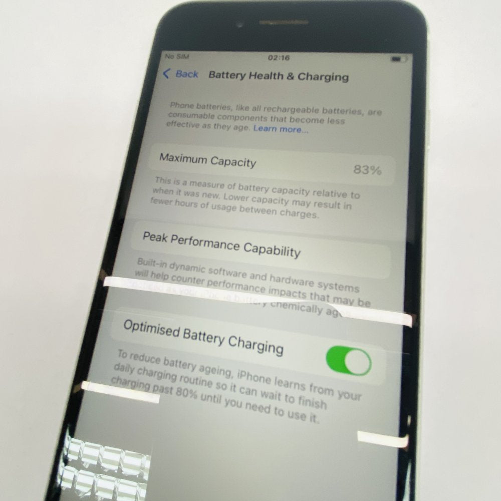 Apple iPhone SE 64GB (White) - 83% Battery Health - iOS 18.5 Grade B