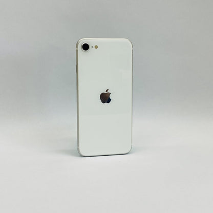 Apple iPhone SE (64GB) White - 82% Battery, iOS 18.4.1 Grade B