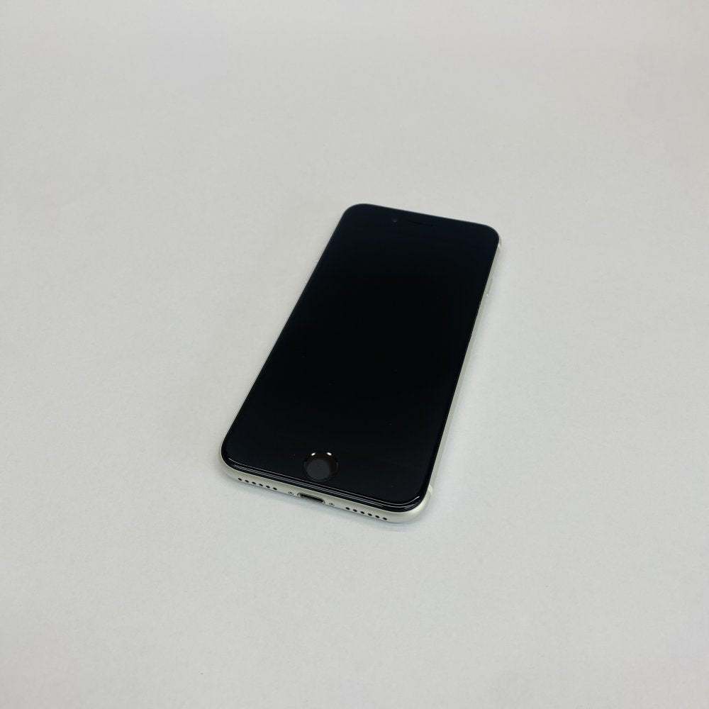 Apple iPhone SE (64GB) White - 82% Battery, iOS 18.4.1 Grade B