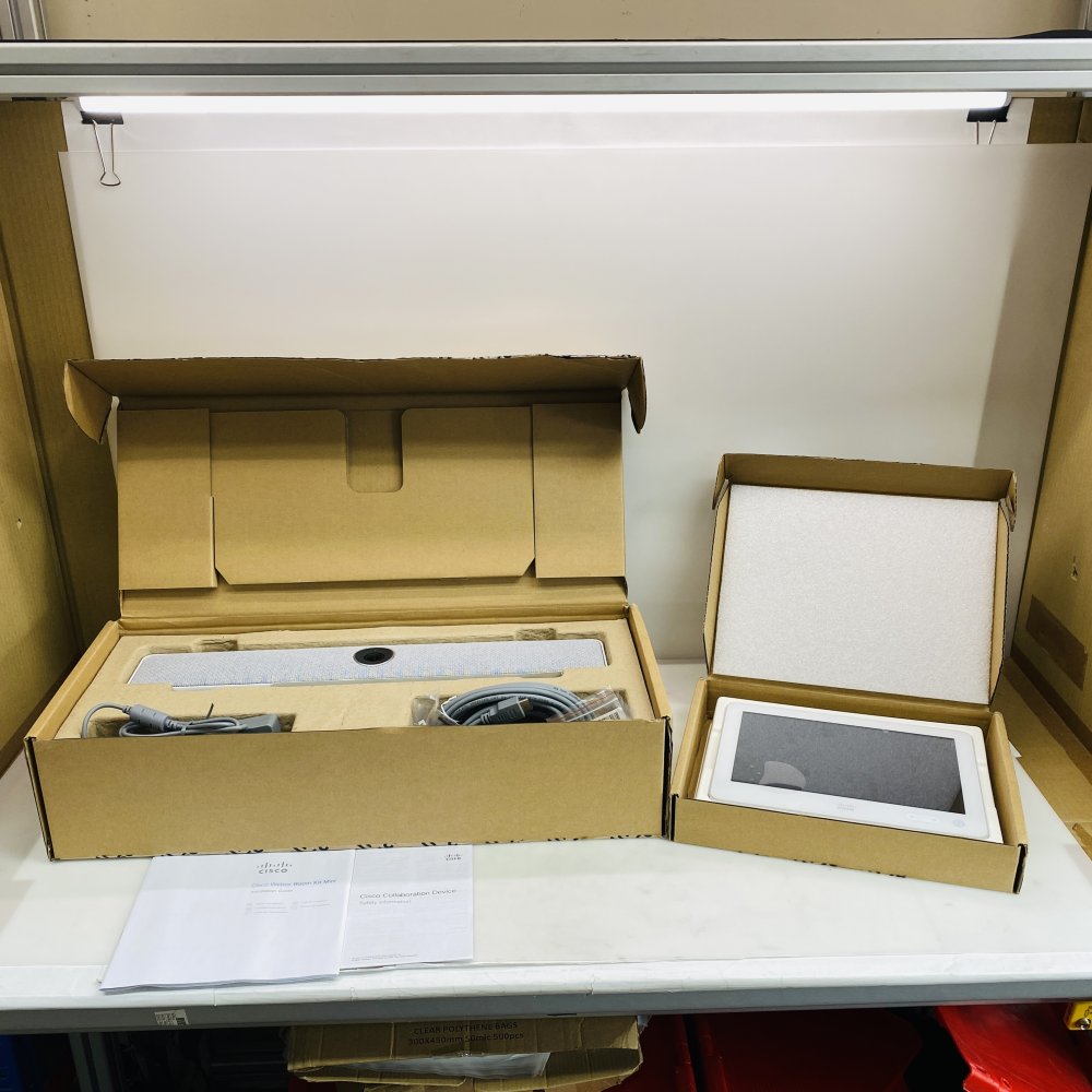 Cisco Webex Room Kit Mini TTC7-26 + Touch 10 TTC5-09 w/ Wall Mount (Grade A)