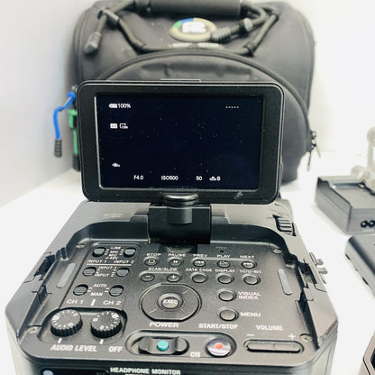 Sony NEX-FS700EK Camera + E PZ 18-105mm G OSS Lens, Bag & Batteries Grade B