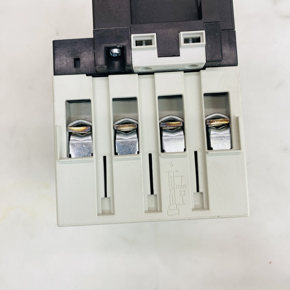 Siemens SIRIUS 3RT1346-1AP00 Contactor 140A AC-1 Industrial Grade C