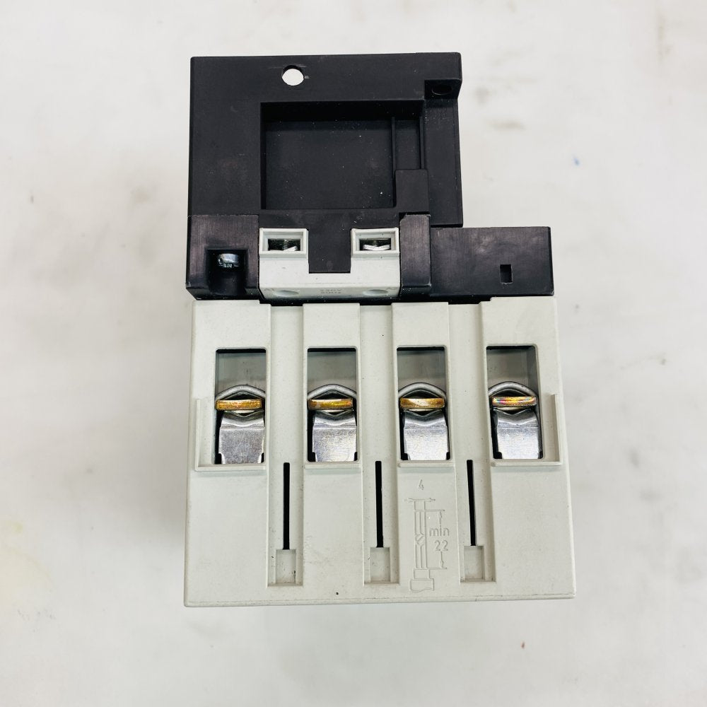 Siemens SIRIUS 3RT1346-1AP00 Contactor 140A AC-1 Industrial Grade C