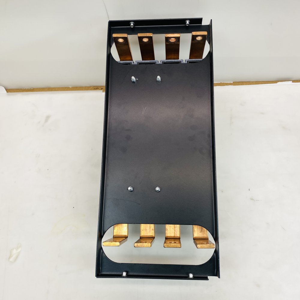 Siemens 3VT3 3VT3763-2AA56-0AA0 630A 4P Molded Case Circuit Breaker Grade B