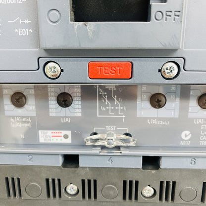 Siemens 3VT3 3VT3763-2AA56-0AA0 630A 4P Molded Case Circuit Breaker Grade B