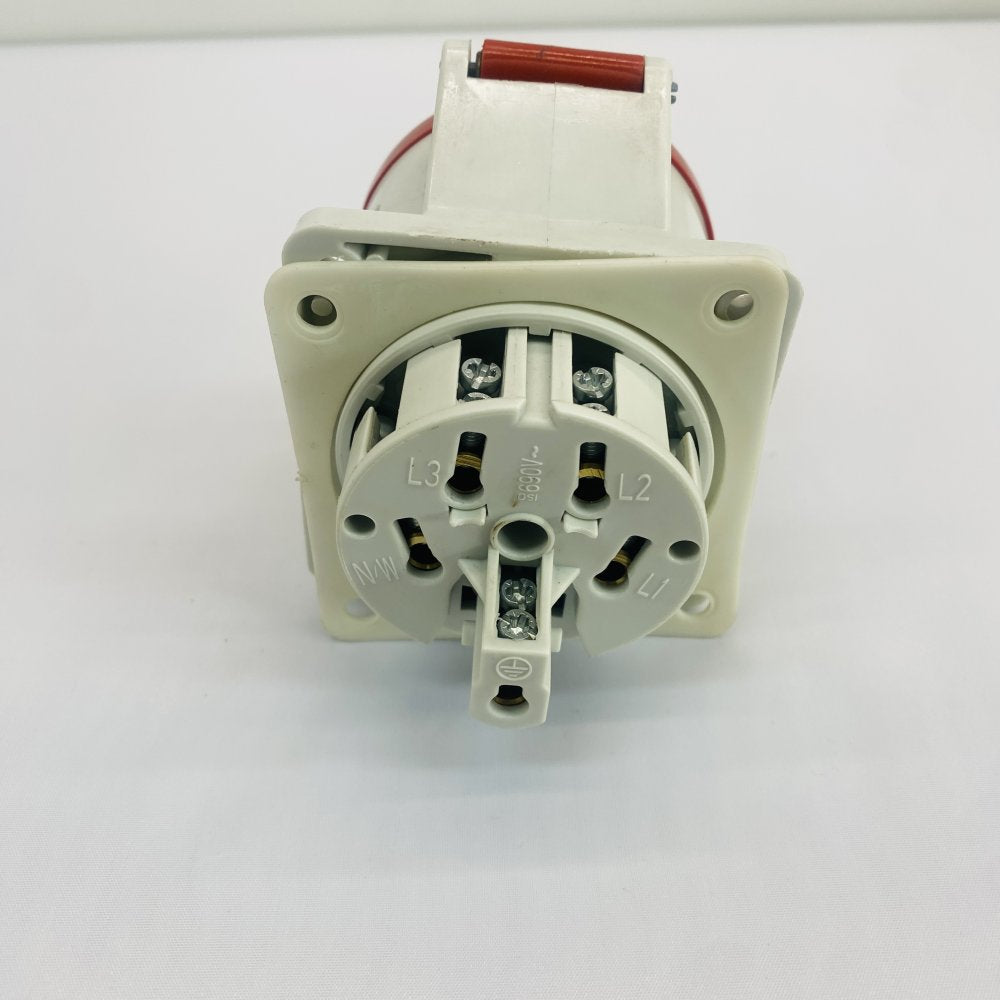 Mennekes Type 3451 32A 3P+N+E 6h 240/415V Industrial Socket Grade B