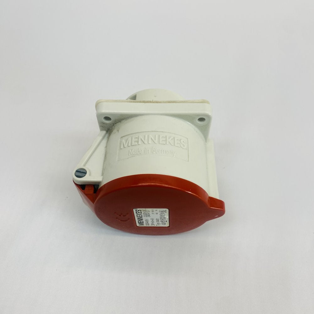 Mennekes Type 3451 32A 3P+N+E 6h 240/415V Industrial Socket Grade B