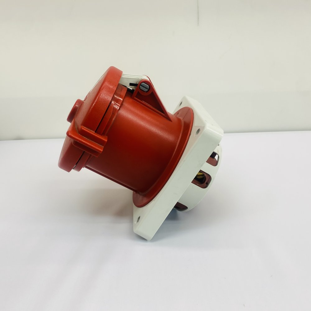 MENNEKES Typ 1461 125A 3P+N+E 240/415V Industrial Wall Inlet Socket (Grade B)