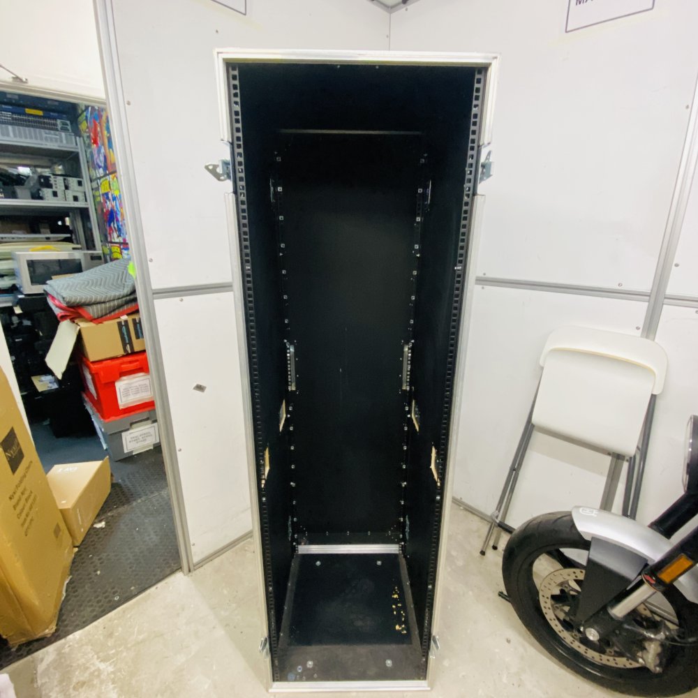 19" Rack Flight Case Road Case Tall Heavy-Duty Server Rack