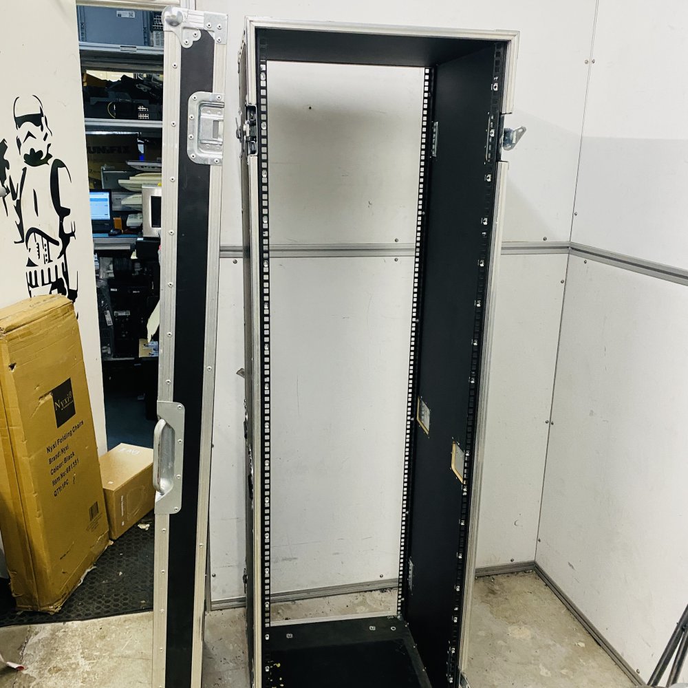 19" Rack Flight Case Road Case Tall Heavy-Duty Server Rack