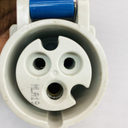 5 x MENNEKES Typ 1363 16A 200-250V 2P+E Panel Mount Socket/Connector