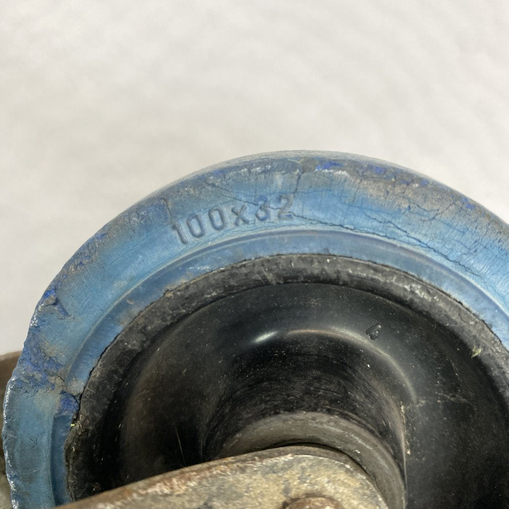 Resilex 100x32mm Blue Rubber Swivel Casters  Set of 4 - Industrial Grade D