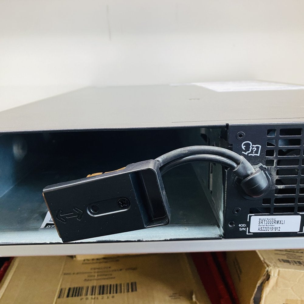 APC SRT3000RMXLI Rackmount 3000VA UPS Modules - Used