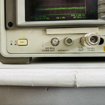 Hewlett Packard 8592L Spectrum Analyzer 9 kHz - 22 GHz Benchtop