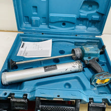 Makita DCG180 18V Cordless Sealant Gun-Used with Case & Tube UNTESTED (GRADE D)