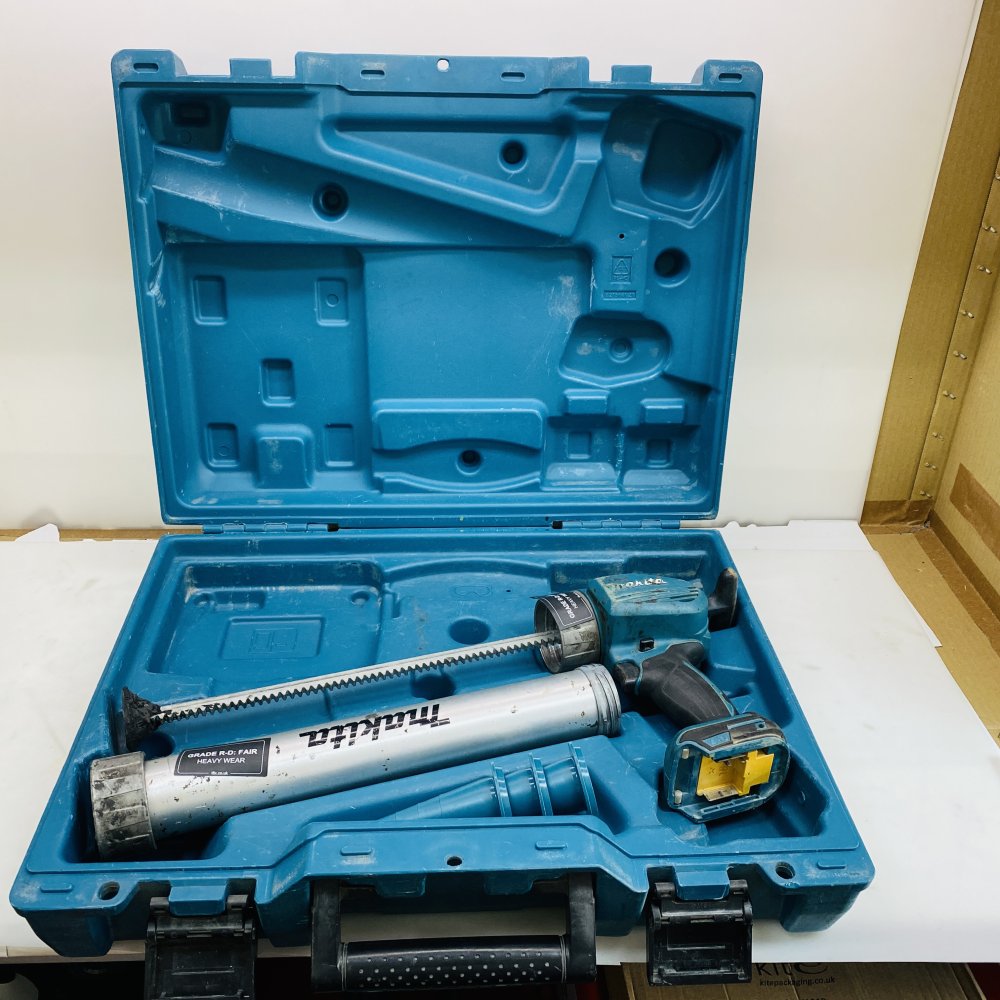 Makita DCG180 18V Cordless Caulk Gun + Case & Tube & Nozzles UNTESTED (GRADE D)