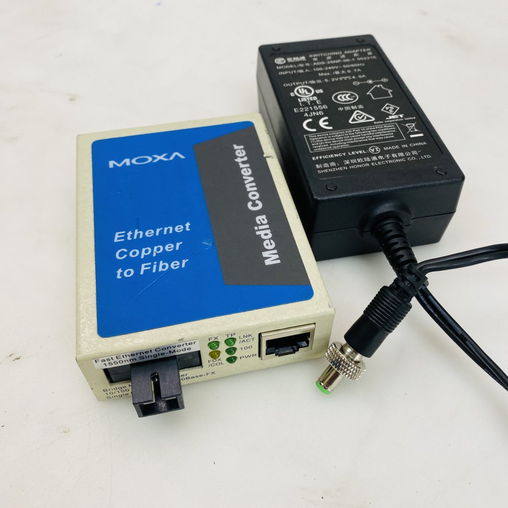 MOXA ME61B-S-SC Ethernet Copper to Fiber Media Converter Grade C