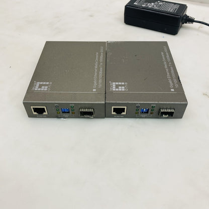 LevelOne GVT-4000 Gigabit Ethernet Media Converter w/ SFP 10/100/1000 Grade D