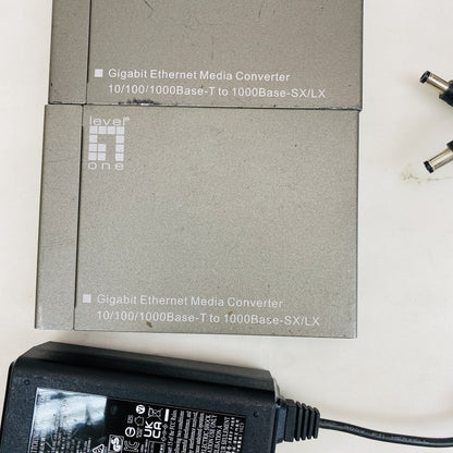LevelOne GVT-4000 Gigabit Ethernet Media Converter w/ SFP 10/100/1000 Grade D