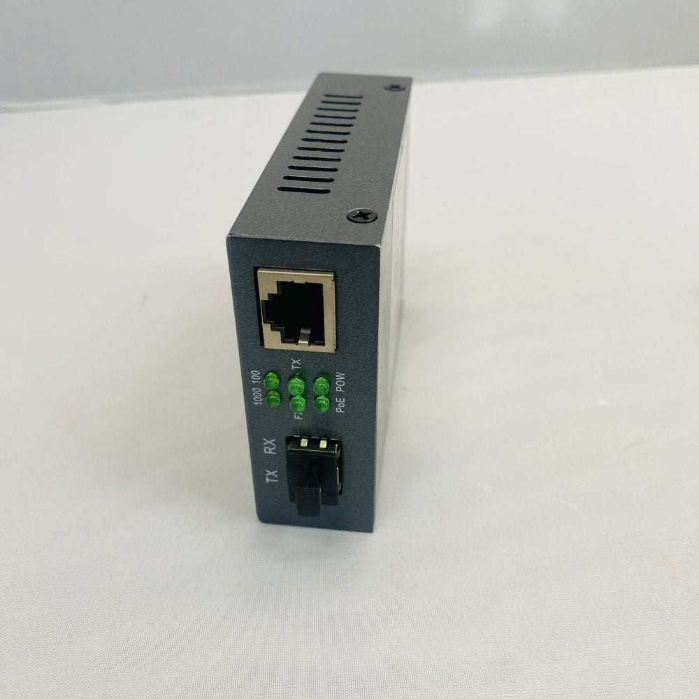 LevelOne GVT-2012 RJ45 to SFP Gigabit Media Converter PoE PSE Grade B