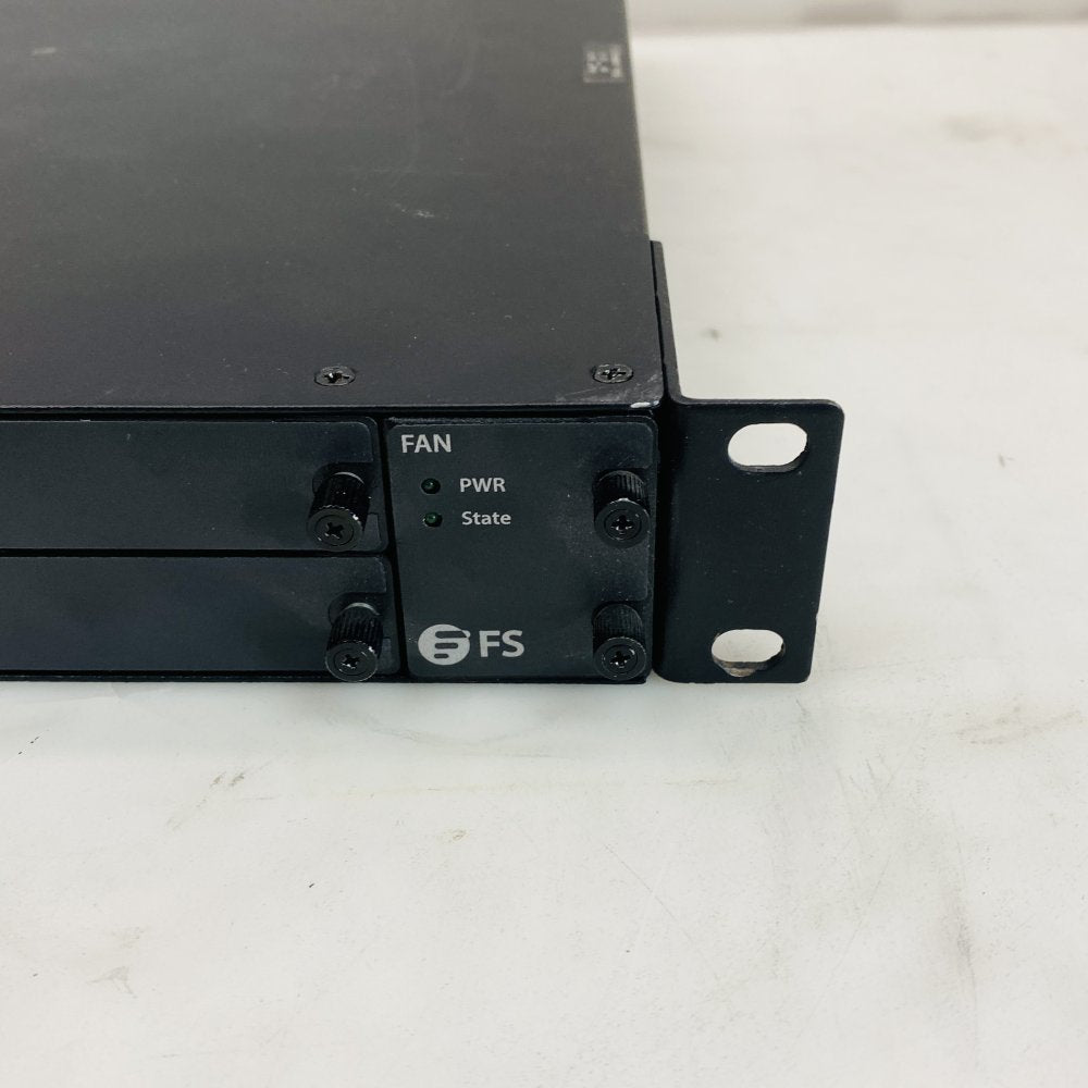FS FMT04-CH1U 1U Managed Chassis (LSU/OPD/NMU) LC Fiber Adapters Grade B
