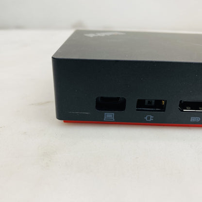 Lenovo ThinkPad Universal USB-C Smart Dock LDA-KP + 135W Power Adapter (Grade B)