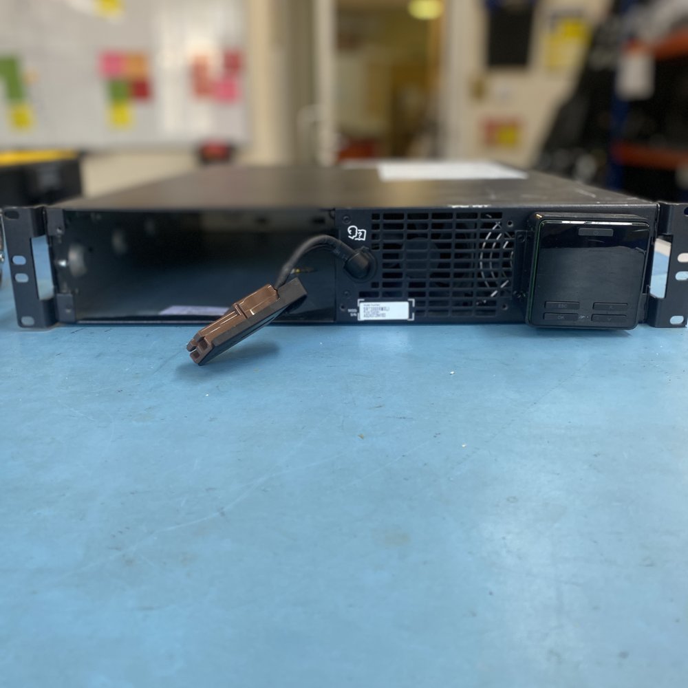 APC Smart-UPS SRT3000RMXLI 3000VA Rackmount UPS No Batteries Grade D