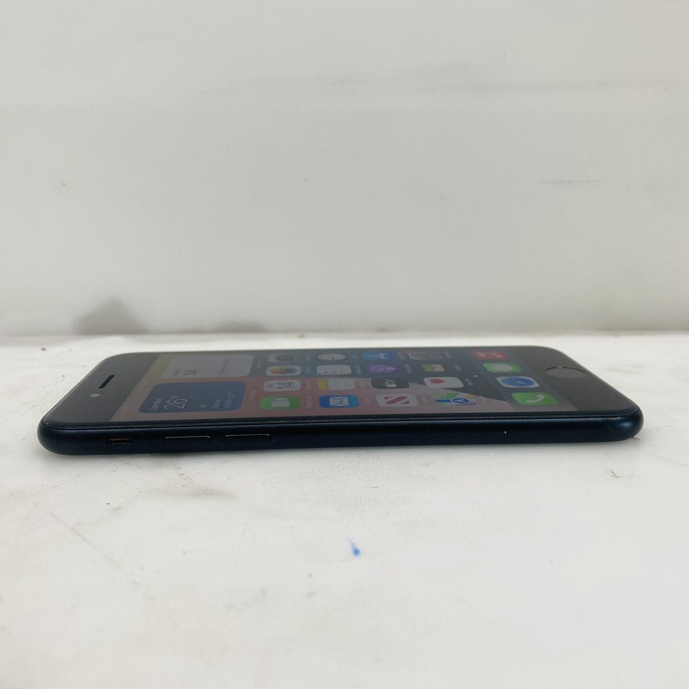 Apple iPhone SE (2rd Gen) 64GB Black MHGP3B/A Battery 75% UNLOCKED (Grade B)