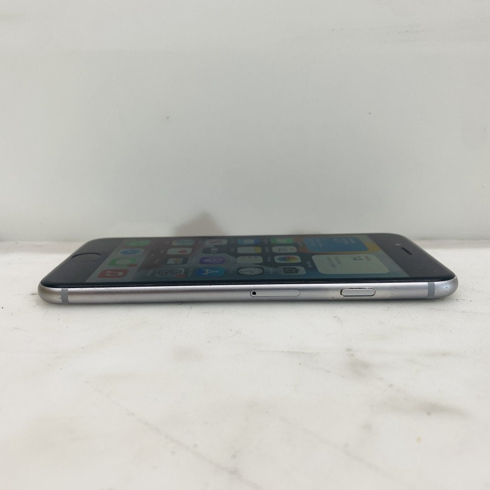 Apple iPhone 6s A1688 (MN0W2B/A) 32GB Space Grey Smartphone UNLOCKED (Grade C)