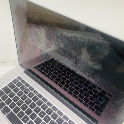 Apple MacBook Pro 15" Retina A1398 2.2GHz i7 16GB RAM Screen Wear Grade D