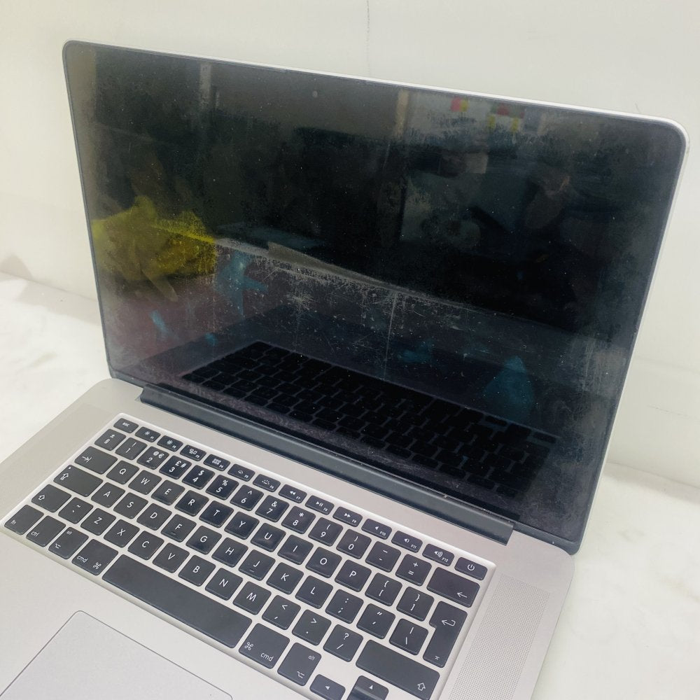 Apple MacBook Pro 15" Retina A1398 2.2GHz i7 16GB RAM Screen Wear Grade D