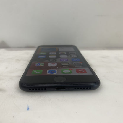 Apple iPhone 7 32GB Black Model:A1778 (MN8X2B/A) Battery 92% UNLOCKED (Grade D)