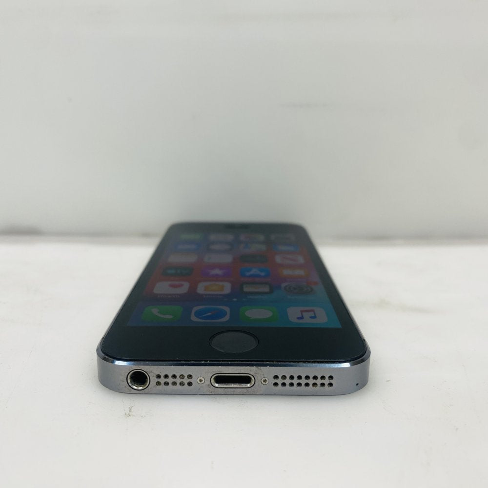 Apple iPhone 5s 16GB A1457 (ME432B/A) Silver UNLOCKED (Grade C)